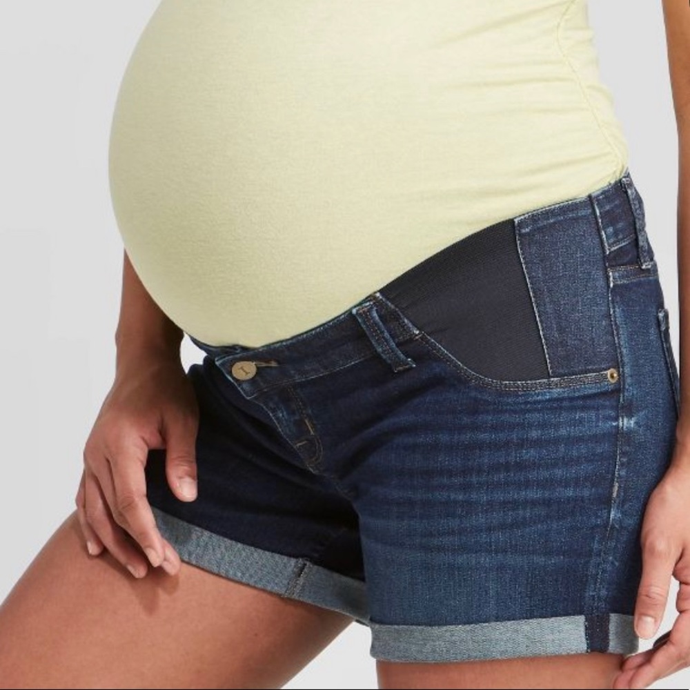 Liz Lange Maternity Jean Shorts